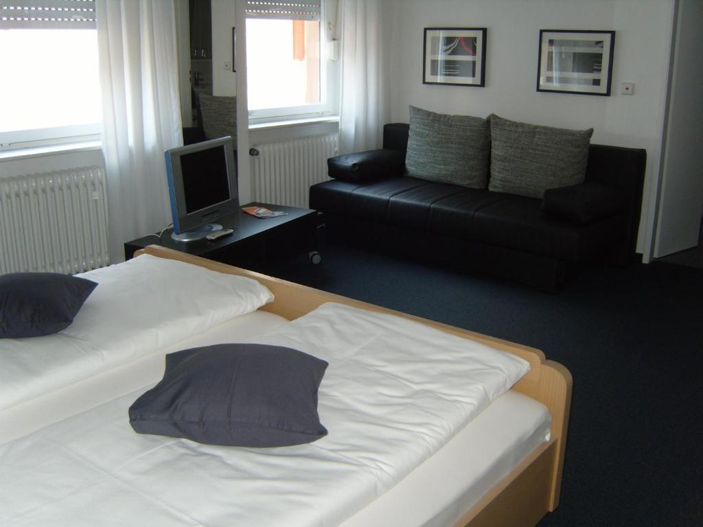 וואלדקירץ' Hotel Scheffelhof מראה חיצוני תמונה